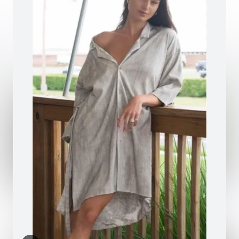 Reversible Robe HYDRANGEA IS MADE IN NEW YORK @THEPORCHBRAND size small new